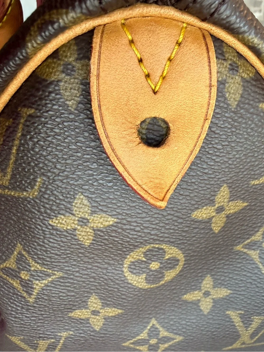 Vintage Louis Vuitton Monogram Canvas Speedy 30
